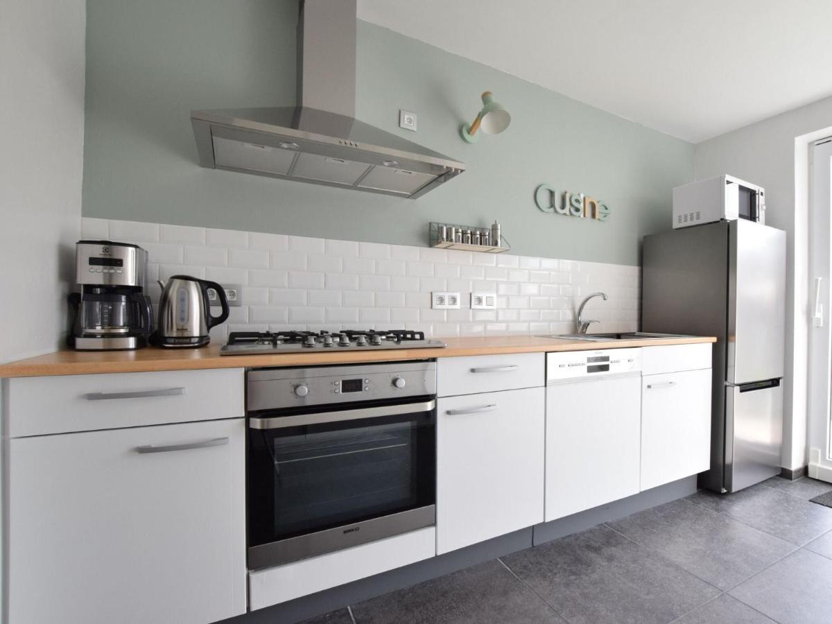 Modern Holiday Home In Bastogne With Fenced Garden Buitenkant foto